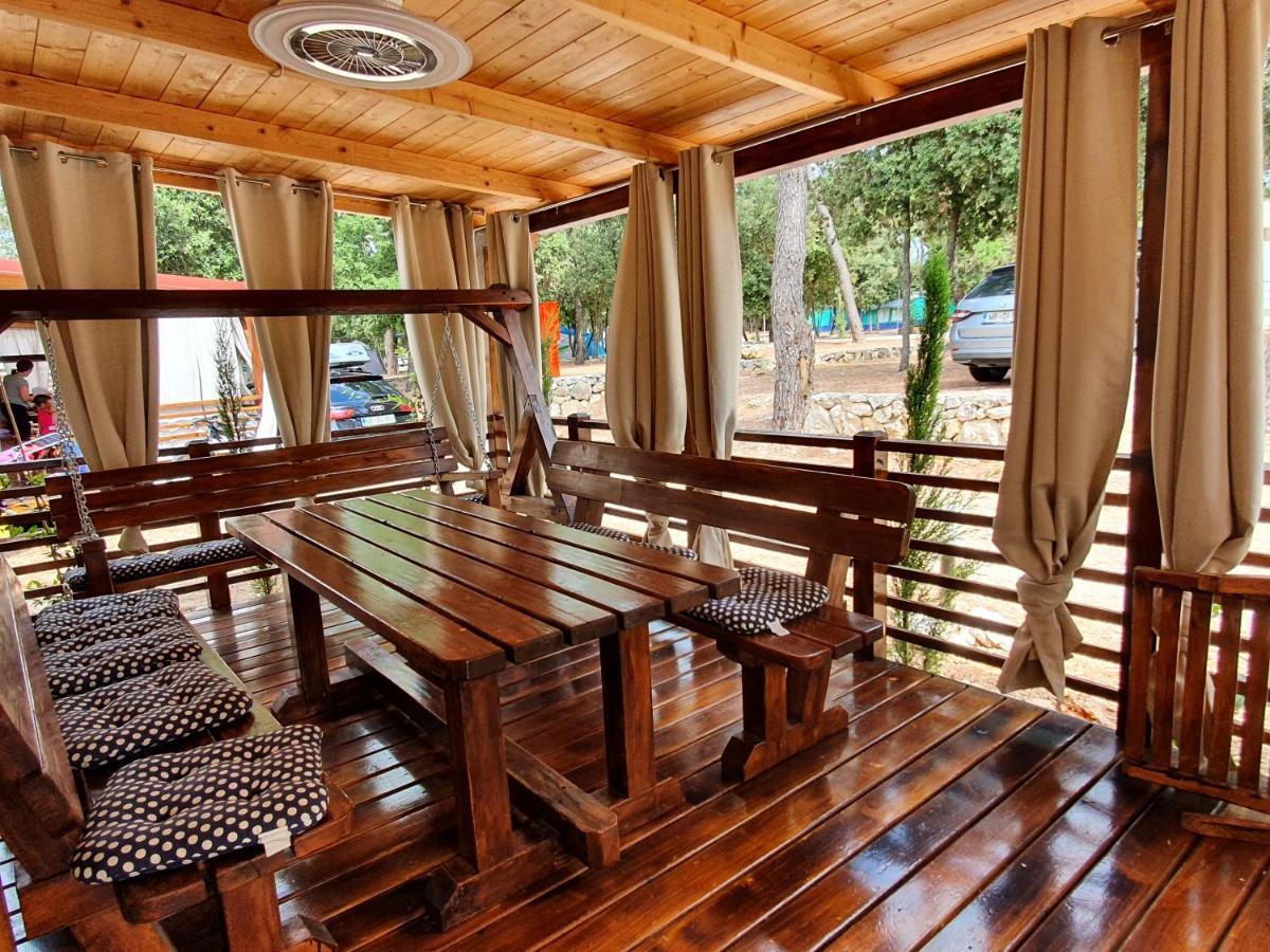 Mobile Home Cube, 3 Bedrooms, Free Parking, Wifi Biograd Na Moru Exterior photo